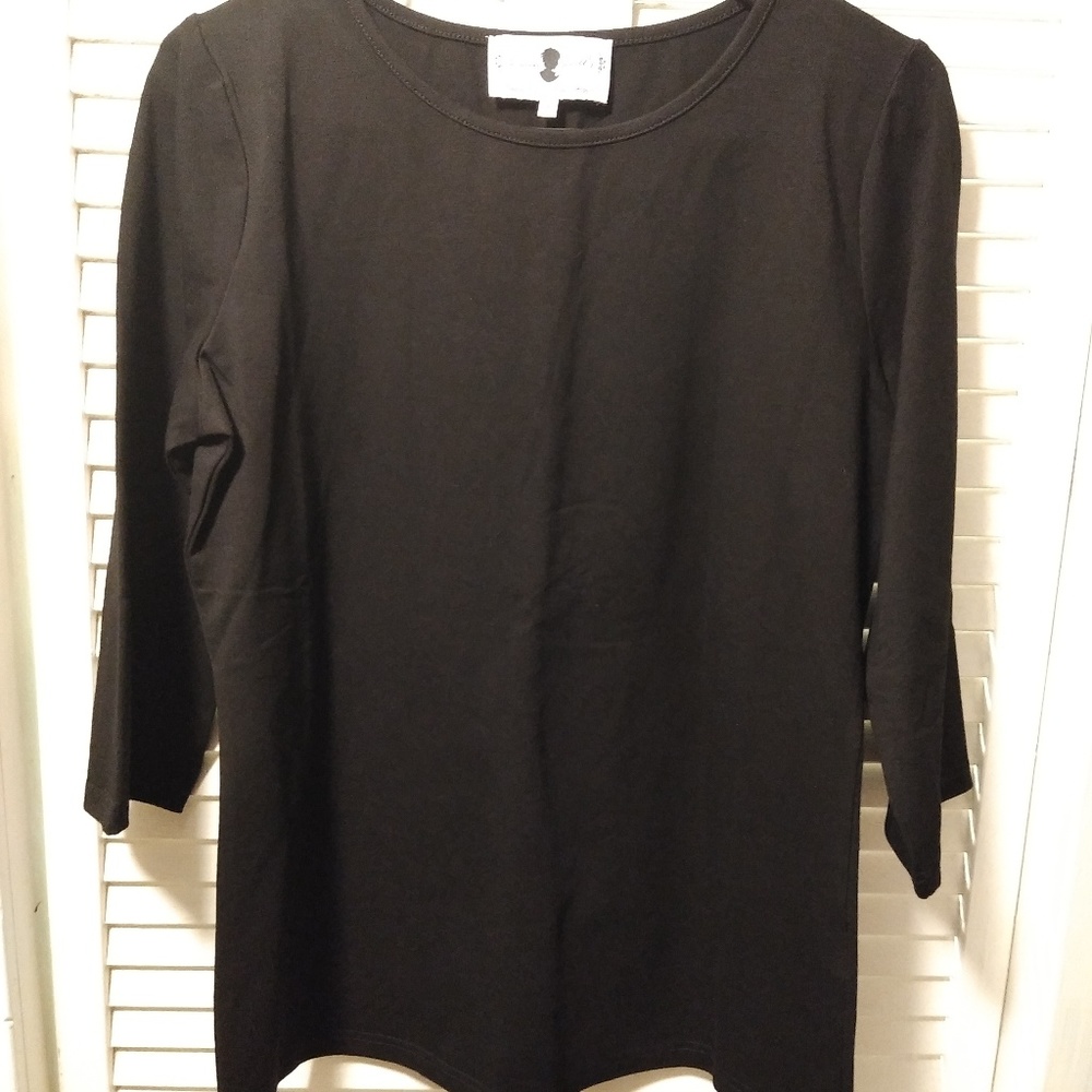 NWOT dainty jewell's 3/4 sleeve basic top
